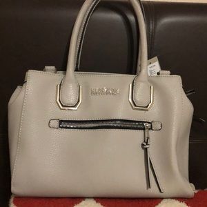 REACTION KENNETH COLE